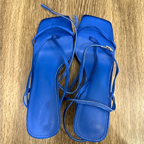 Women’s Royal Blue Leather Heeled Sandals 9 - Picture 5 of 5